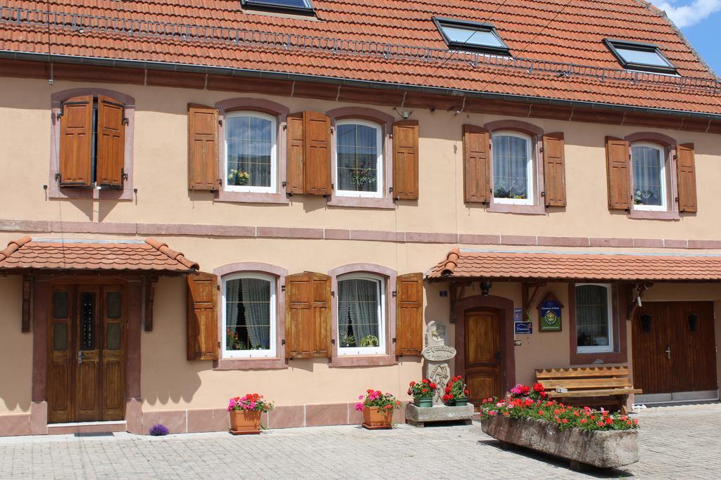 Chambres D'Hotes Au Vieux Moulin Entre Sarreguemine Et Bitche Rahling Oda fotoğraf